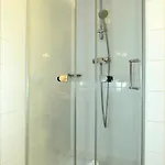 Haus Atlantis, Atelierwohnung 4 דירה